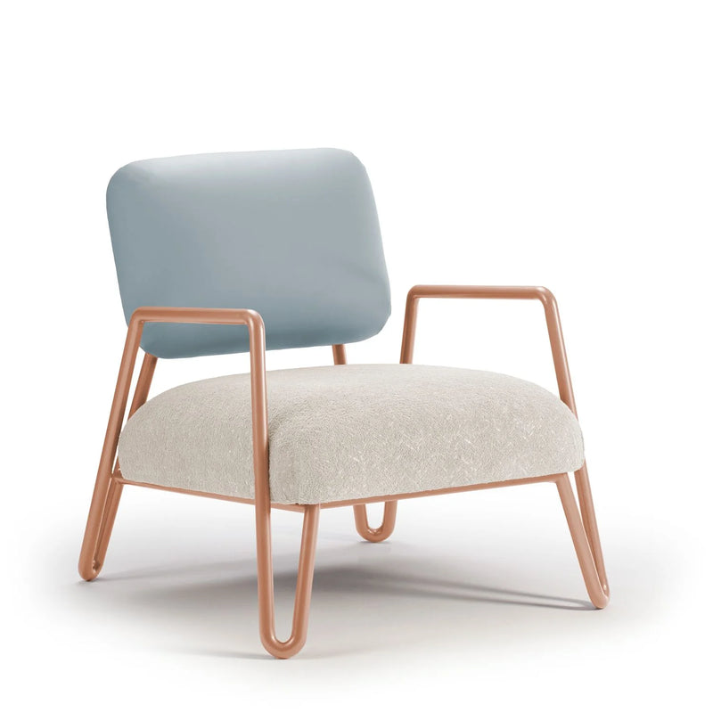 Fauteuil Miami — laser skylight back, wild things white sand 03 seat, salmon lacquered metal feet, polished brass applications