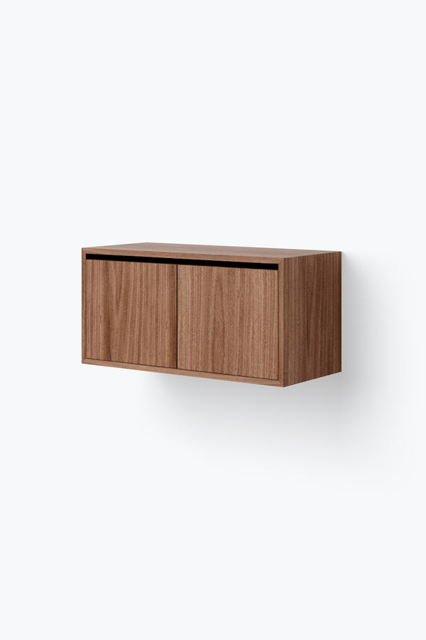 Cabinet Low w. Doors — Walnut