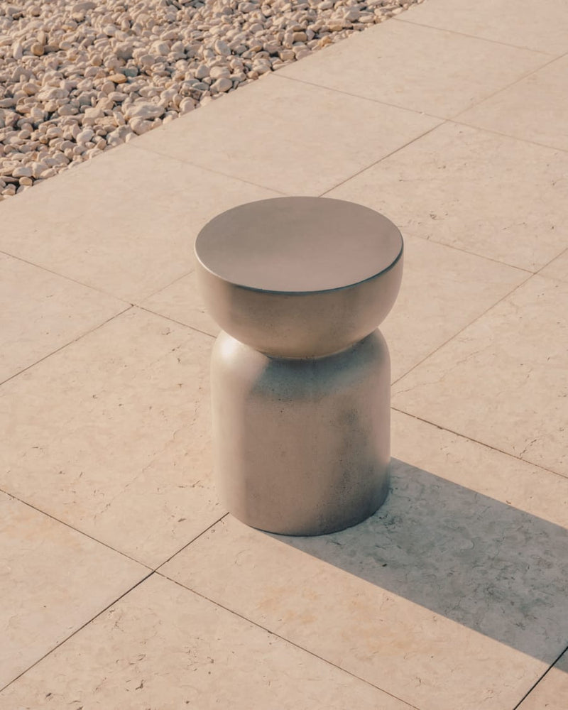 Table d'appoint ronde Garbet — en ciment Ø 32 cm