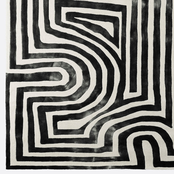 Psychedelic Labyrinth Charcoal Dip Dye Tapis