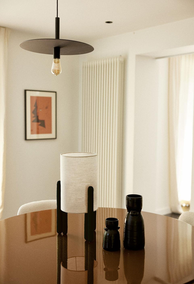 Lampe de table COLETTE — Bois vernis