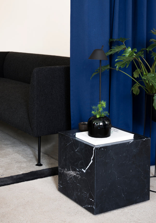 Table basse en marbre Plinth — Cubic noir