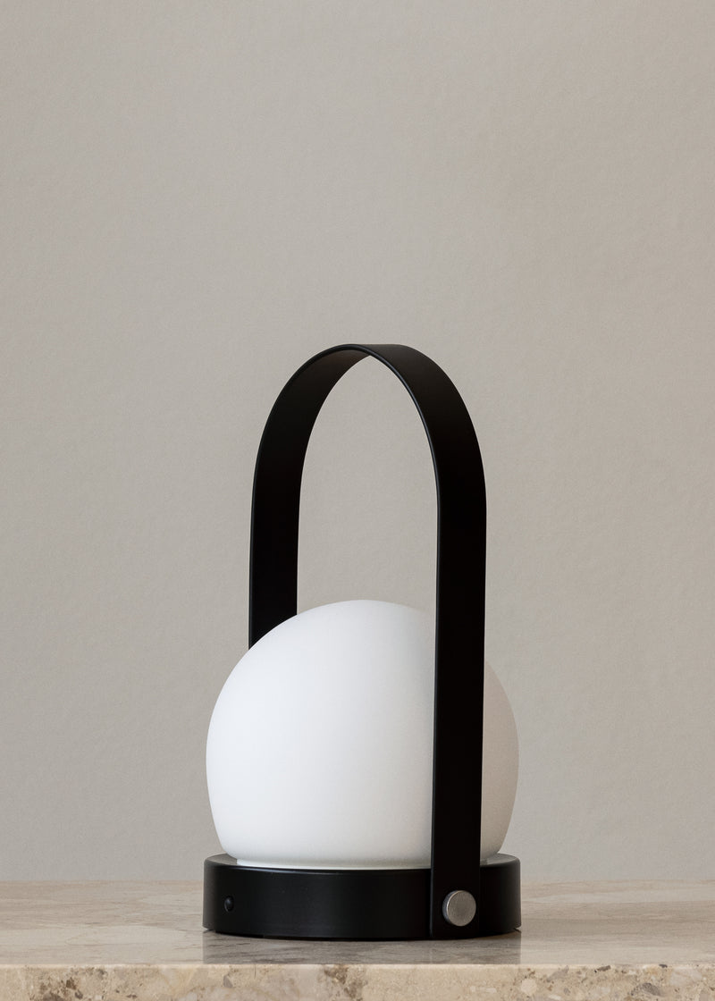 Lampe de table portable Carrie — Noir