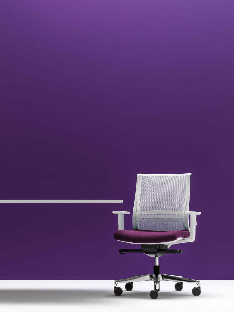 Chaise de bureau Yes basse avec accoudoirs 1D — Blanc